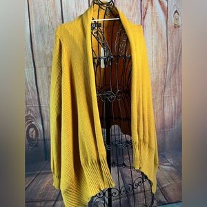 Love Tree NWT Open front asymmetrical sweater in a golden Tan color. Size Large.